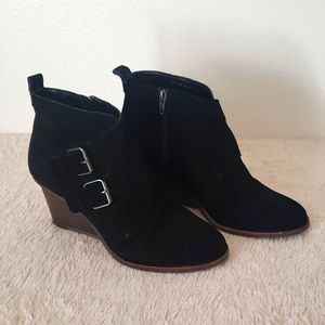 DV Dolce Vita Suede Wedge Booties size 8.5